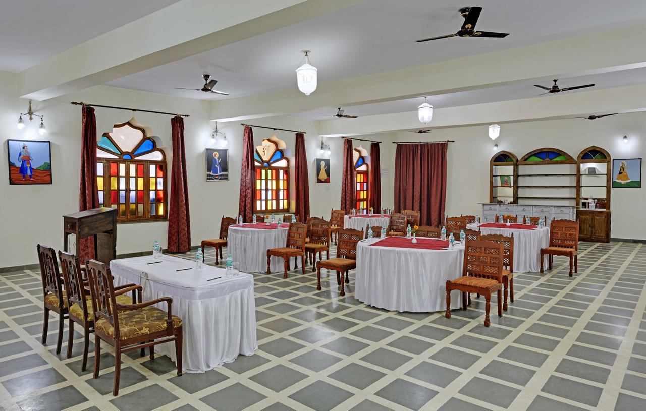 Regenta Resort Pushkar Fort Exteriér fotografie