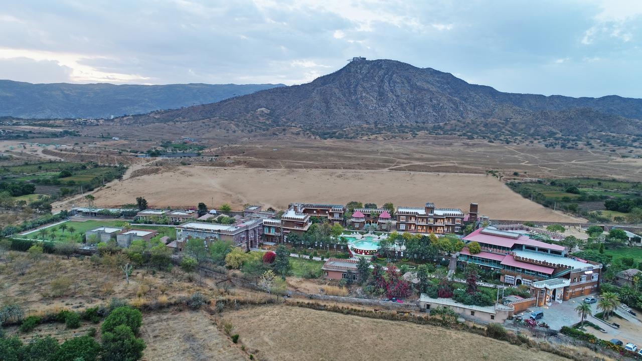 Regenta Resort Pushkar Fort Exteriér fotografie